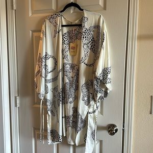 Silk kimono -Cheetah pattern